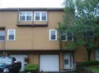 3 Russell Dr #1B, Salem, MA 01970