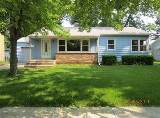 1423 E Memorial Dr, Janesville, WI 53545