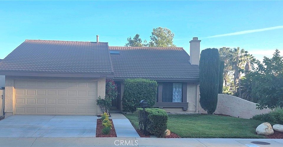 1st image of 22814 Garzota Dr
