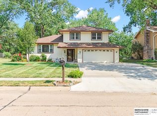 7534 Washington St, Omaha, NE 68127