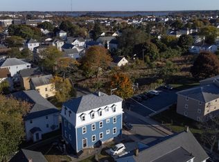 400 Snell St, Fall River, MA 02721