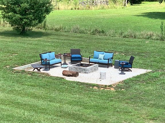 5th image of 5108 N Chatham Dr