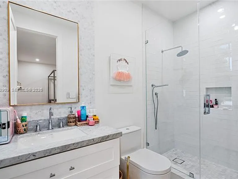 9301 SW 93rd Ave #0 — Photo 39