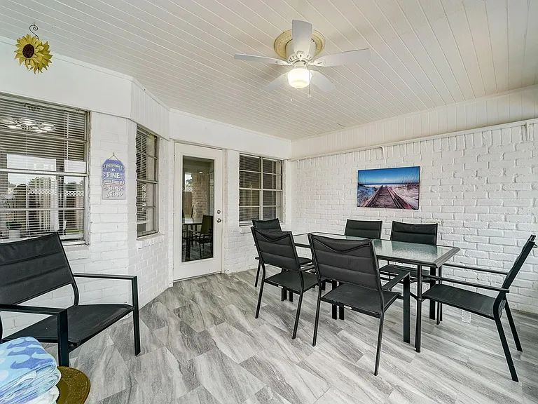 8851 Alcott Dr — Photo 13