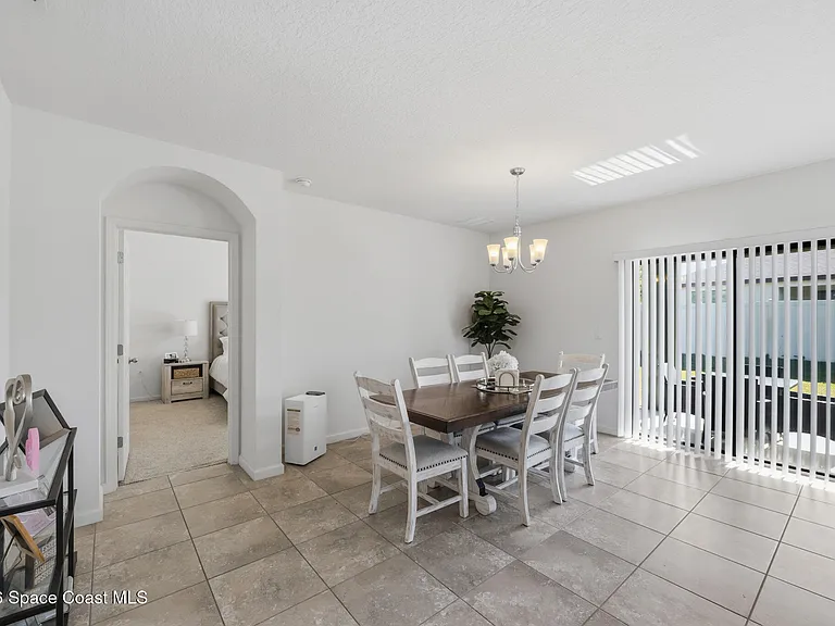 4687 Magenta Isles Dr — Photo 18