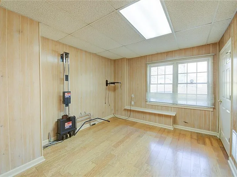 2020 Ridge Gate Dr — Photo 33