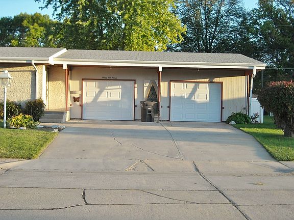 3rd image of 2515 W Oklahoma Ave