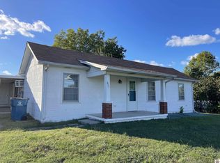627 N 4th St, Murray, KY 42071