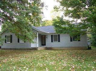 8474 Daisywood Ave NW, North Canton, OH