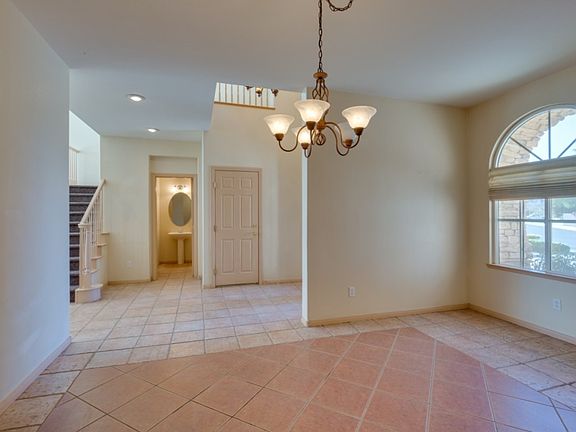 3rd image of 2532 Kinnard Ave