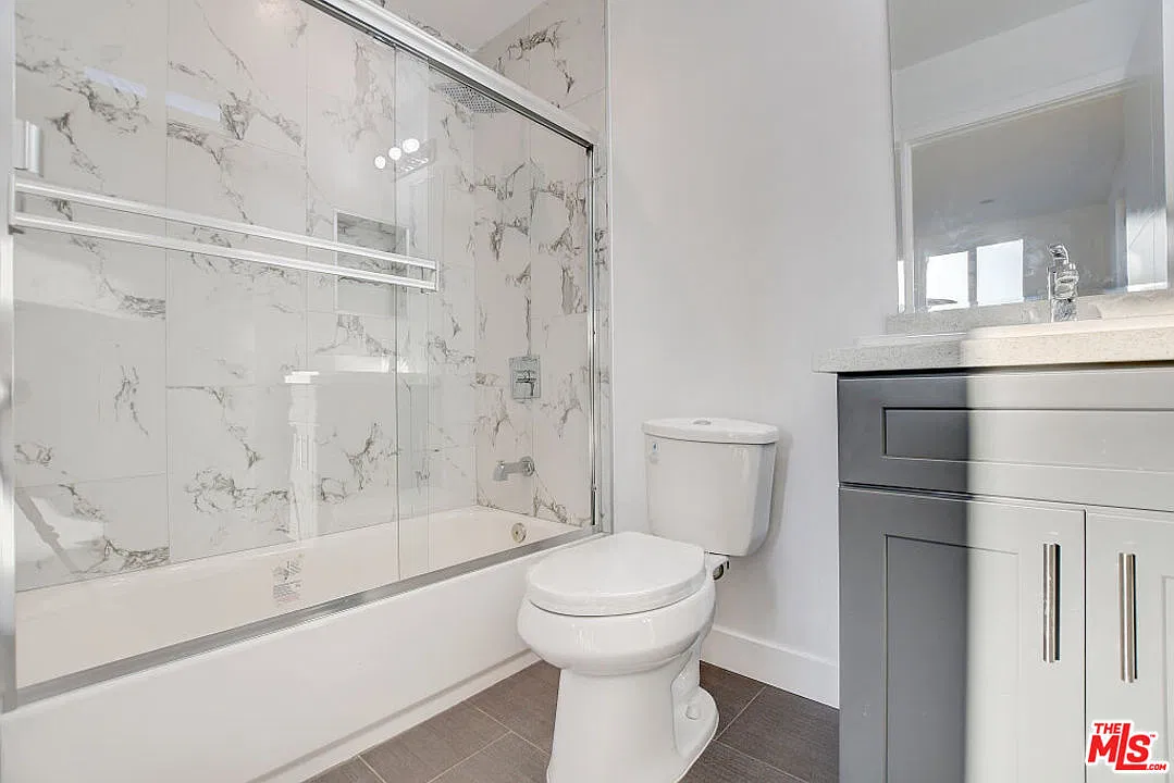 4 bed, 1800 sqft, $5,000 — Photo 2