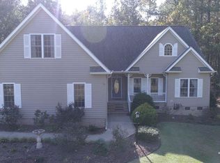 613 Barnwood Ct, Fuquay Varina, NC 27526