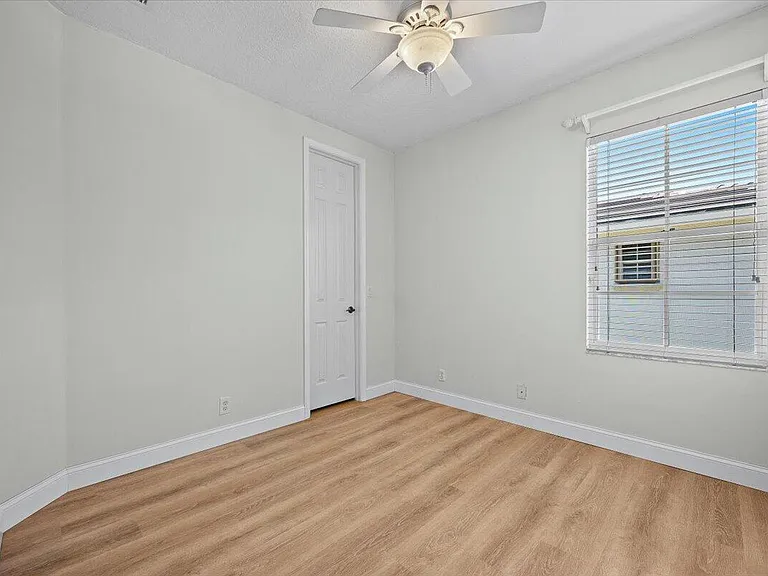 455 Pumpkin Dr — Photo 22