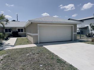 4867 30th St SW, Lehigh Acres, FL 33973