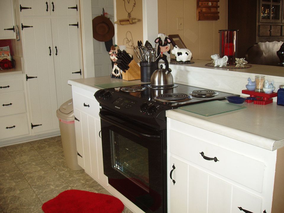 2nd image of 790 Meadow Lark Dr
