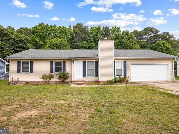 1631 Rose Garden Ln, Loganville, GA 30052