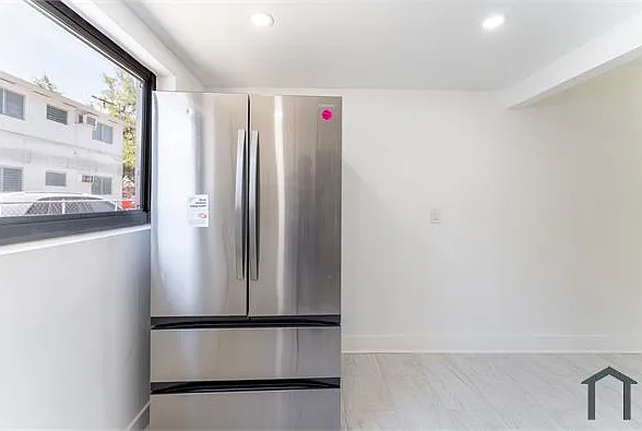 1515 NW North River Dr #5 — Photo 9