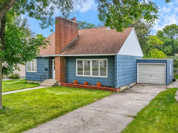 113 E St, Marshall, MN 56258