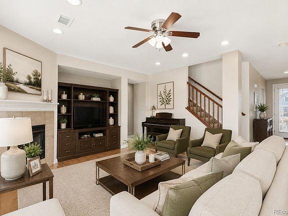 2nd image of 875 Lehigh Circle