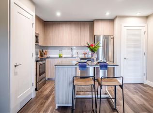 1000 Hunters Glen Dr E #5401, Plainsboro, NJ 08536