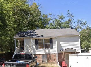 705 Birch St, Searcy, AR 72143