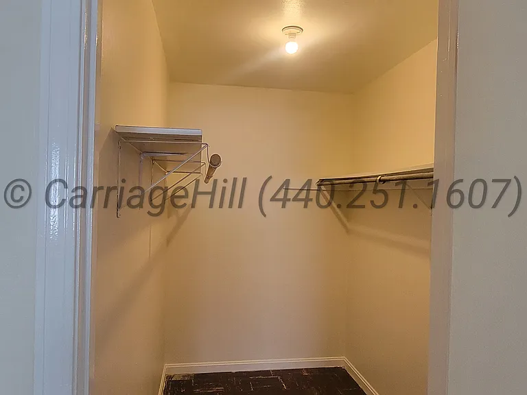 1011 Carriage Hill Dr #2 — Photo 10