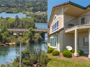 853 Cherryhill Trl, Redding, CA 96003