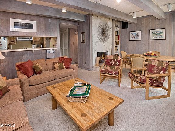 4th image of 300 E Lionshead Cir #204