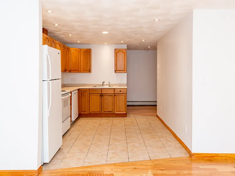 40 Rosewood Dr #40 — Photo 33