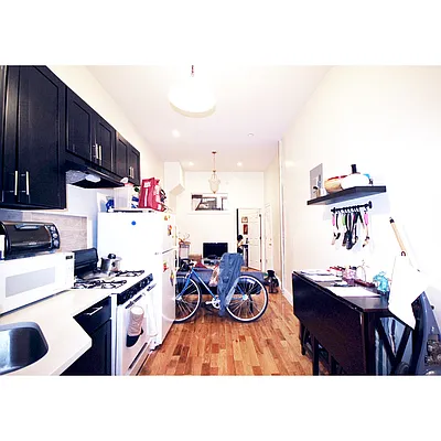 Rented by Nooklyn NYC LLC | media 1