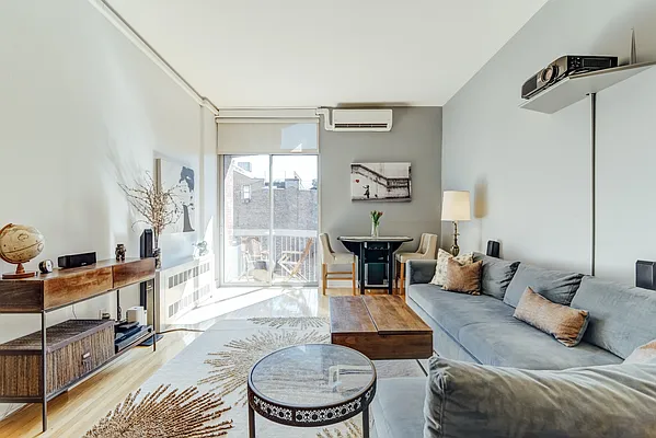 Sold by Maz Group NY | media 2