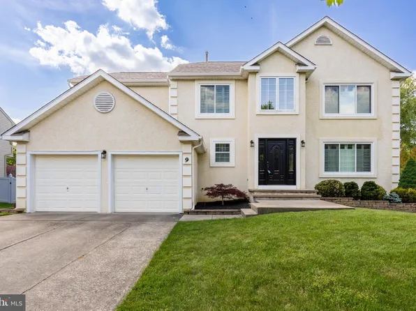 9 Kathryn Ct, Marlton, NJ 08053