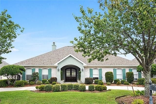 1st image of 3323 Heatherwood Dr