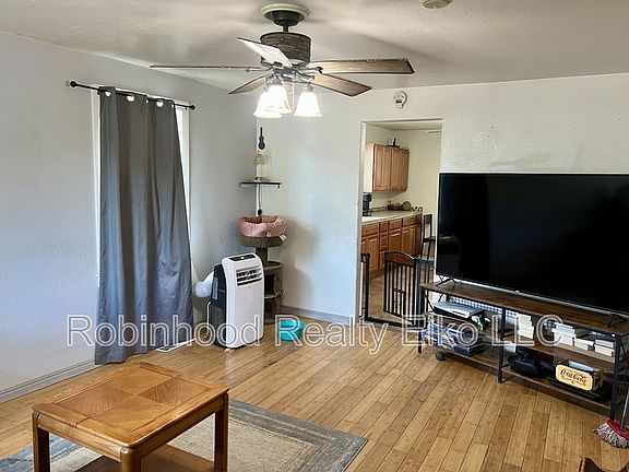 2nd image of 756 Maple St