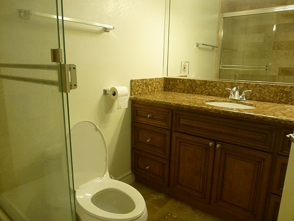 Full master bathroom