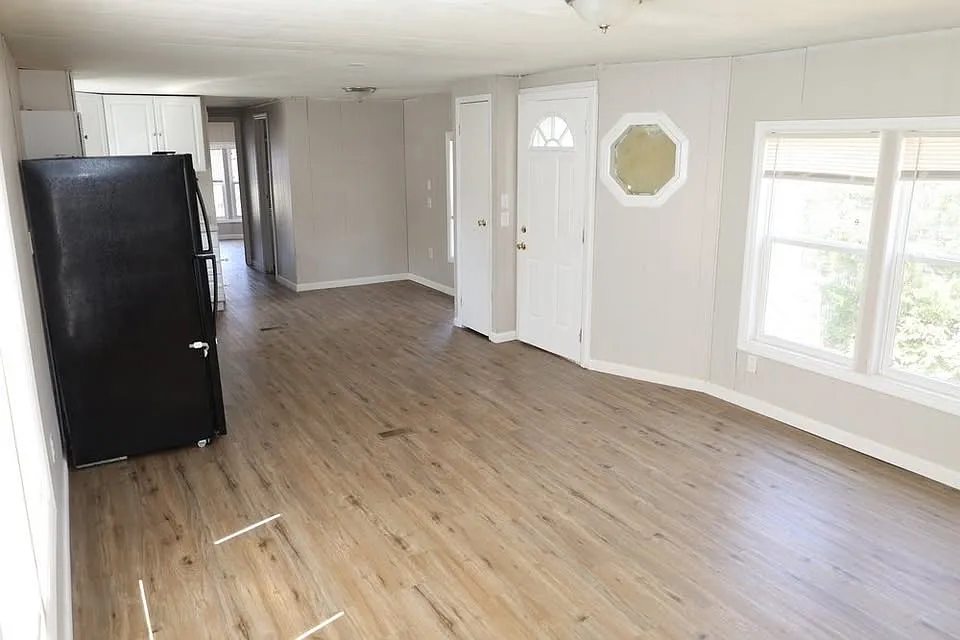 2 bed, 980 sqft, $1,650 — Photo 3