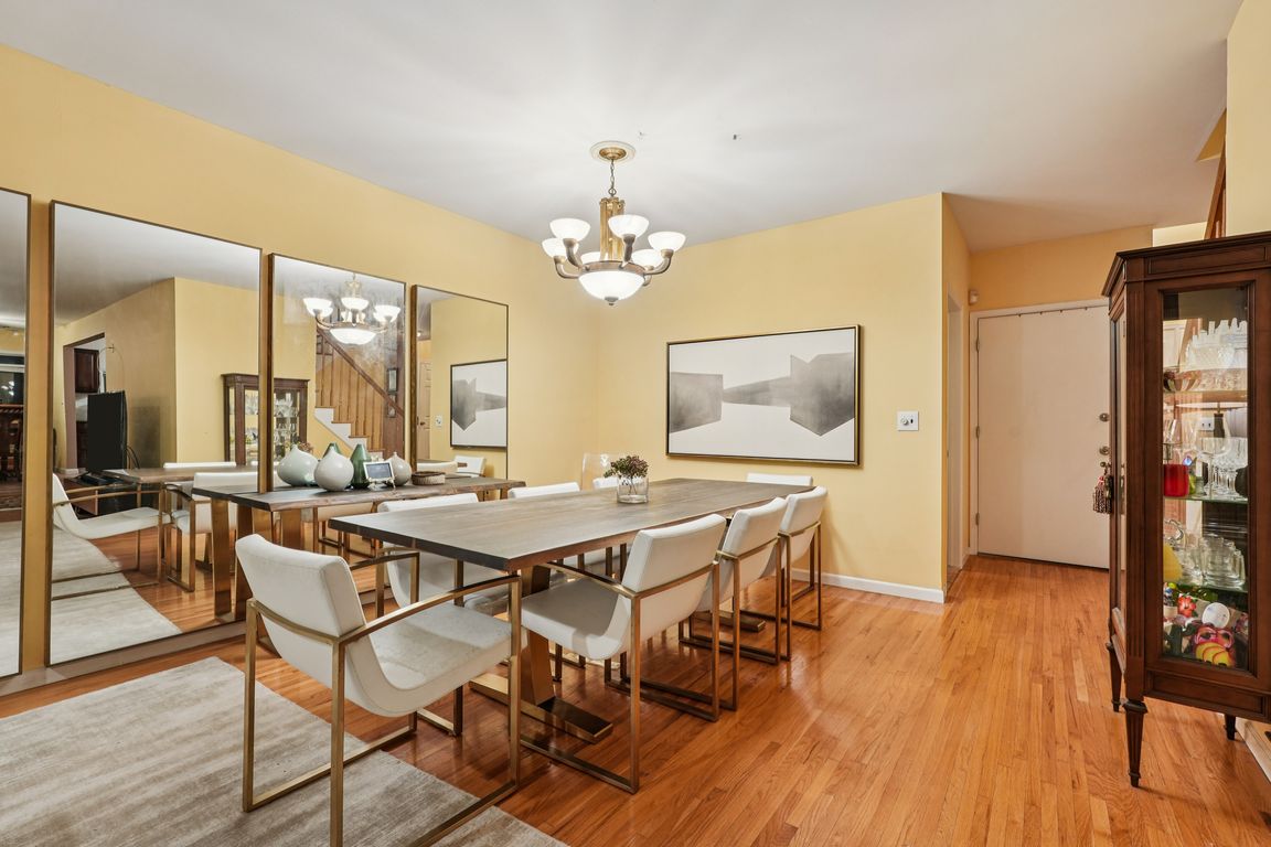 next background image