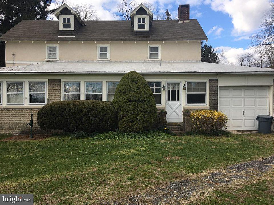 2nd image of 30 Hafer Rd