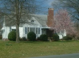 528 Baldwin Rd, Burlington, NC 27217