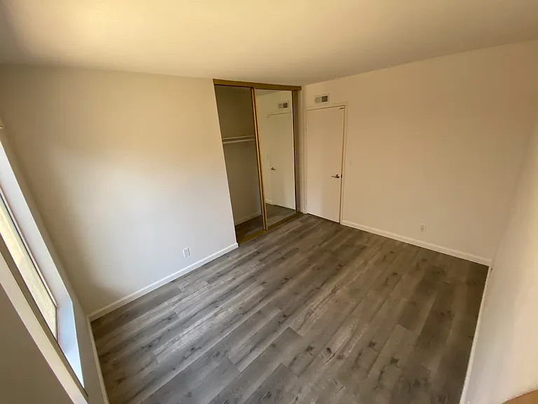 4230 Trieste Dr — Photo 17
