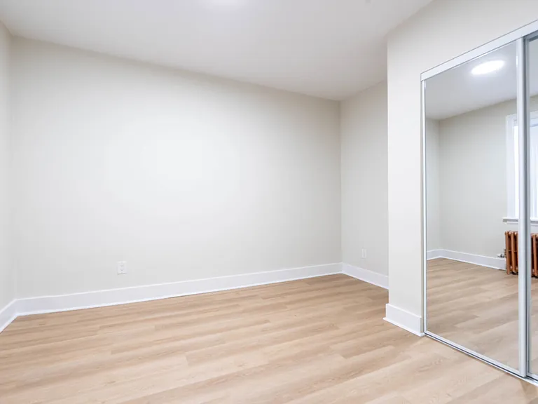 115 Sherbrook St — Photo 10