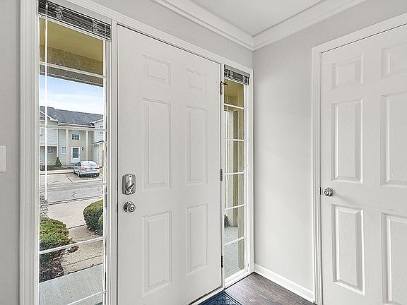 3rd image of 607 Liberty Pointe Dr
