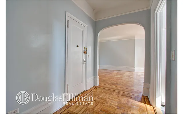 Rented by Douglas Elliman | media 21