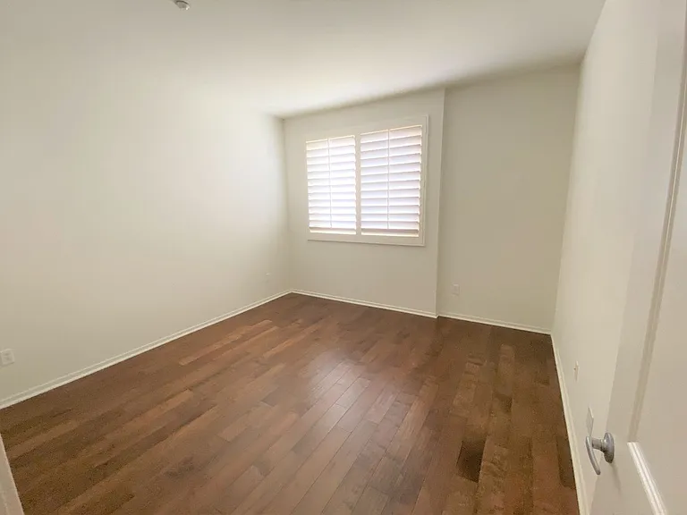13126 Union Ave #401 — Photo 13