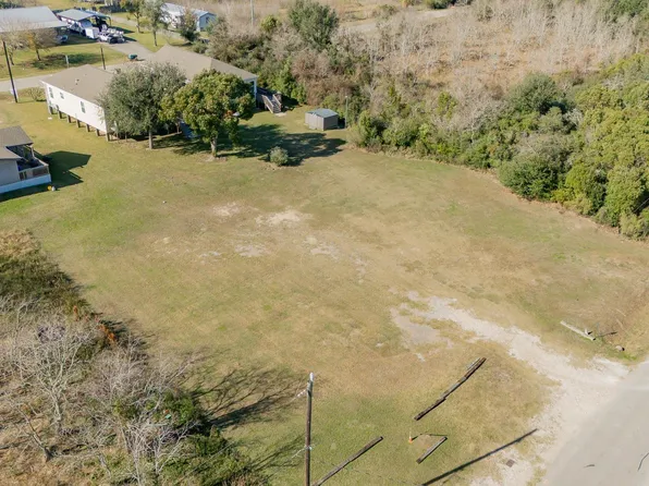 5th St Lot 37-43, Dickinson, TX 77539