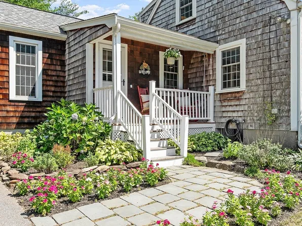 27 Mill Ln, Littleton, MA 01460