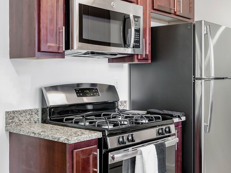 Eagle Rock Apartments at Mohegan Lake 209 New Chalet Dr Mohegan Lake