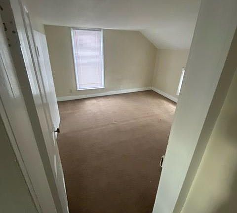 5th image of 303 N Jefferson St