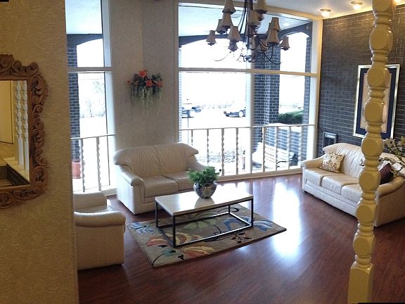 2nd image of 4940 Foster St APT 205