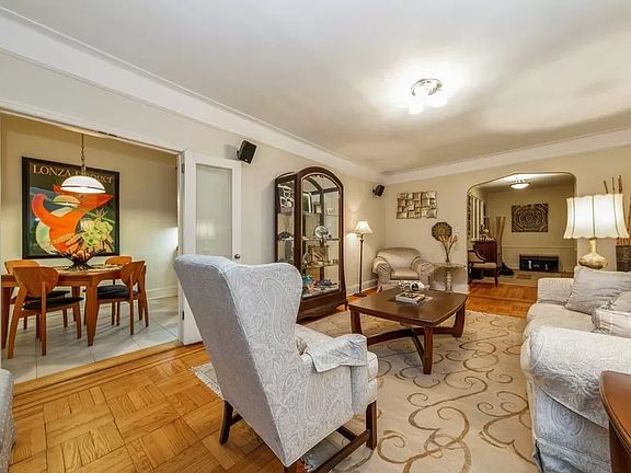 3rd image of 81 Ocean Pkwy APT 3N
